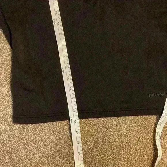 Patagonia Vintage Women’s R.5 black quarter zip pullover. Size large - Picture 7 of 9